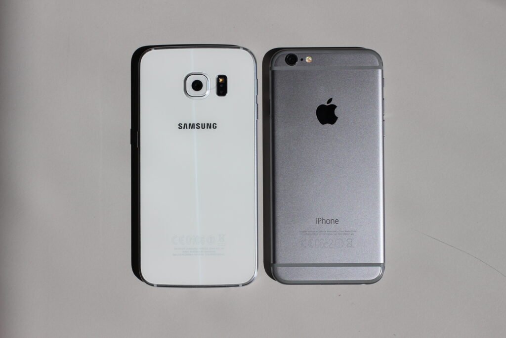 Side by side phone comparison - choosing between premium and modded APK